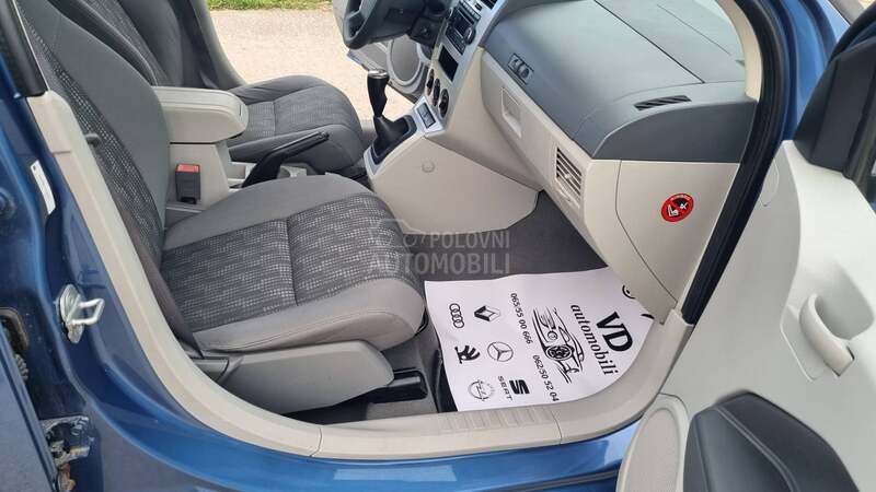 Dodge Caliber 1.8b
