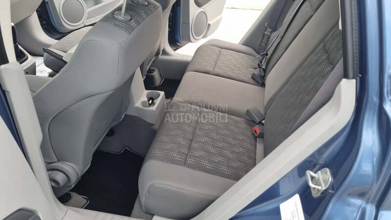 Dodge Caliber 1.8b