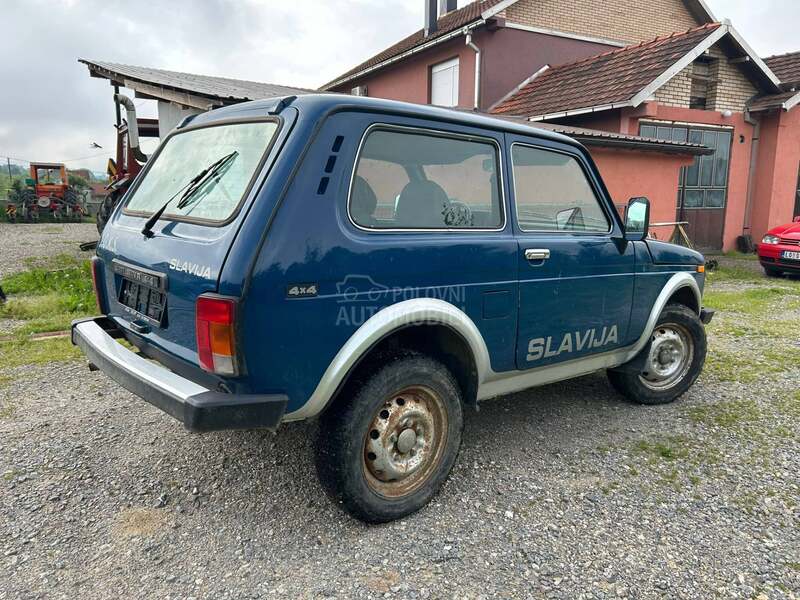 Lada Niva 