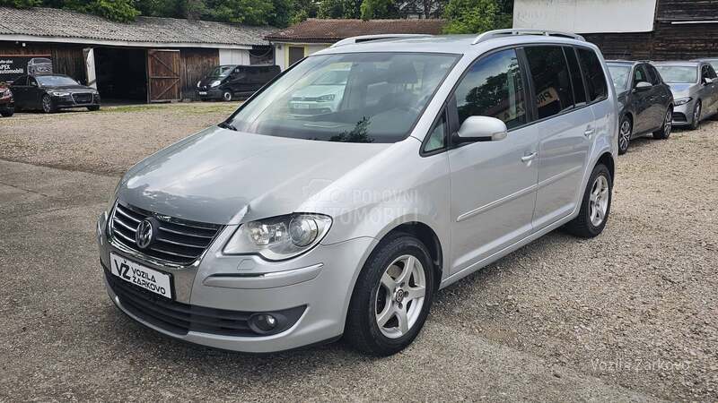 Volkswagen Touran 2.0 Tdi Dsg BiXenon
