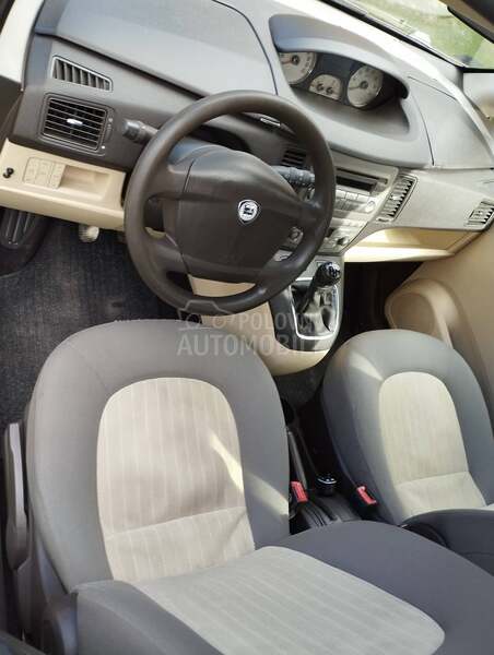 Lancia Musa multijet