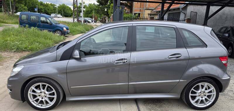 Mercedes Benz B 180 A.U.T.O.M.A.T.I.K