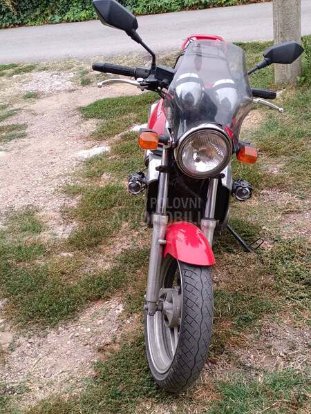 Kawasaki ER 5