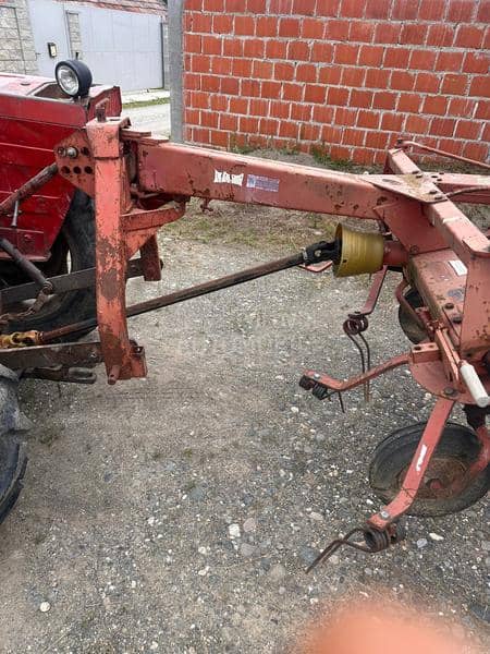 Fella rasturač sena