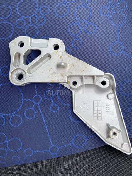 Trougao nosac sv650s