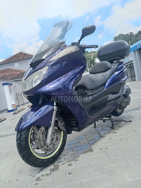 Yamaha Majesty