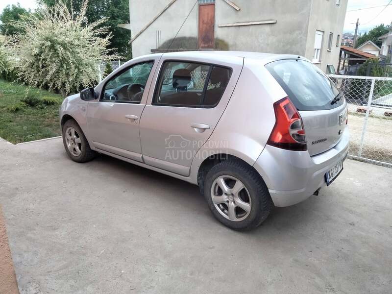 Dacia Sandero 1.6 mpi