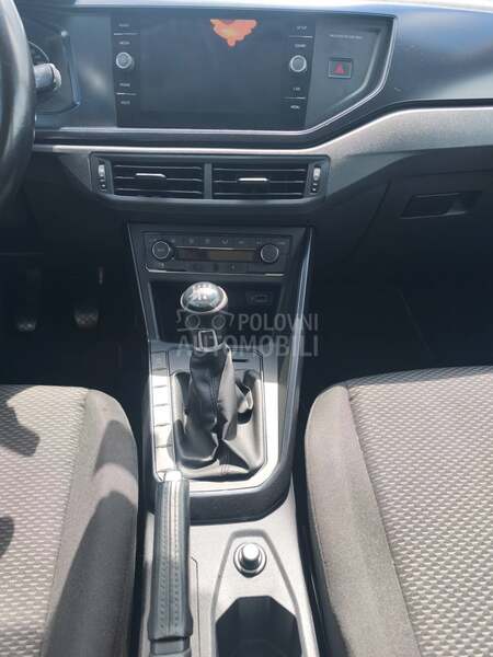 Volkswagen Polo 1.0