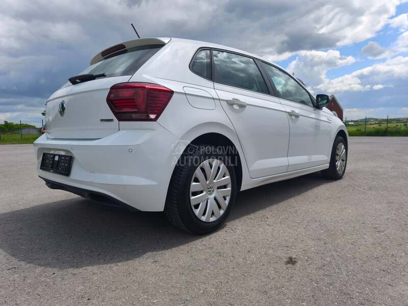 Volkswagen Polo 1.0