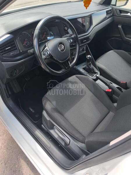 Volkswagen Polo 1.0