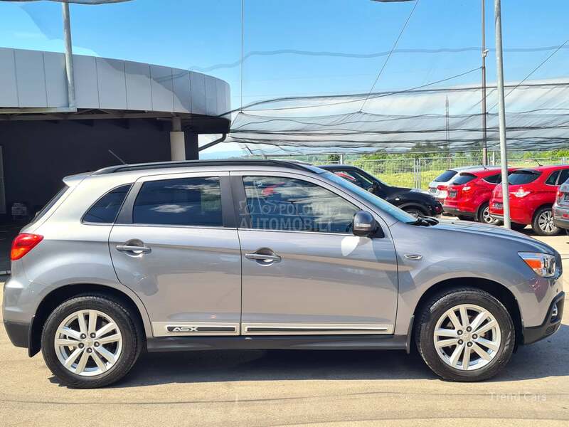 Mitsubishi ASX 1.8 DID N A V I KOZA