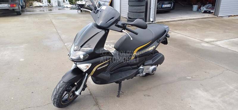 Gilera runner