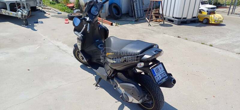 Gilera runner