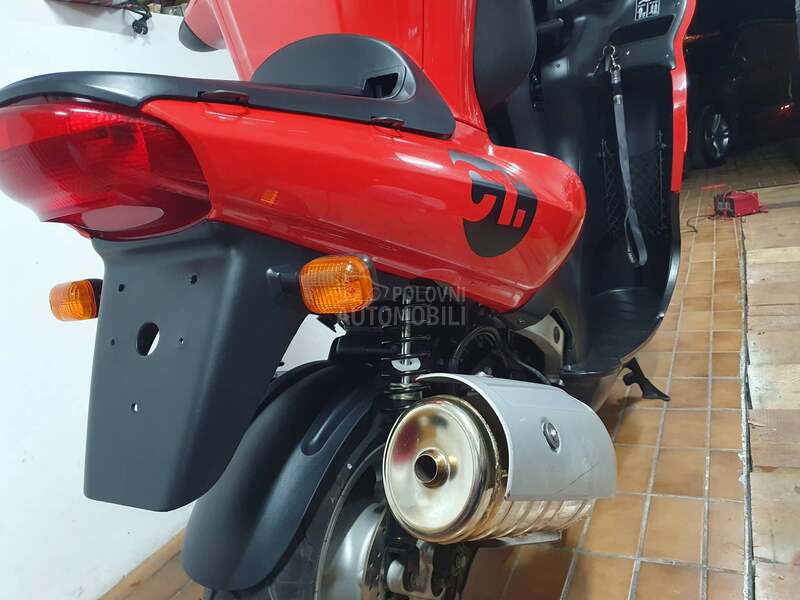 BMW C1