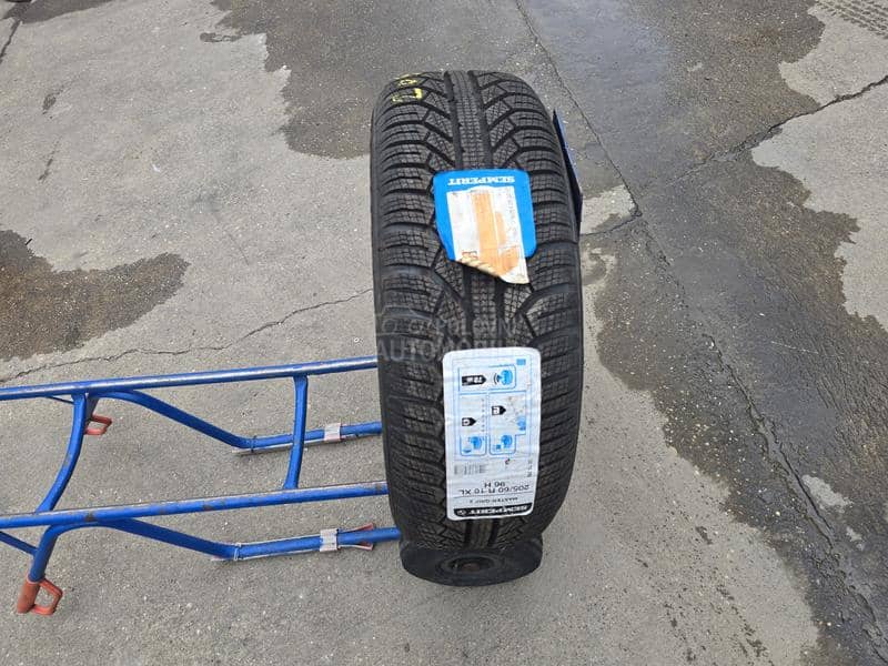 Semperit 205/60 R16 Zimska