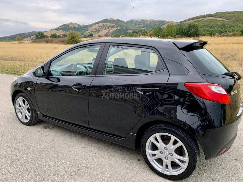 Mazda 2 1.6 MZ-CD Sport Line