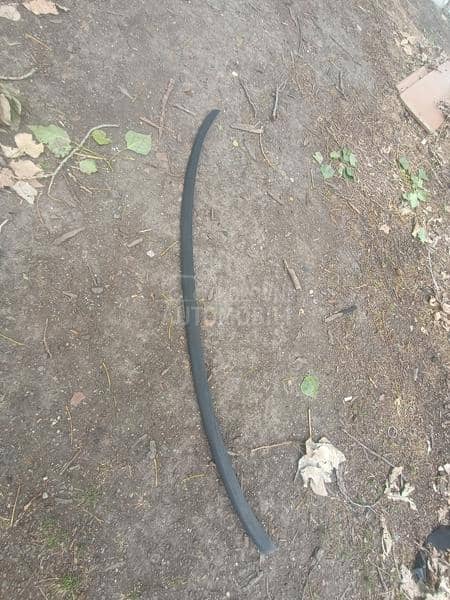 Lajsna ispod soferke