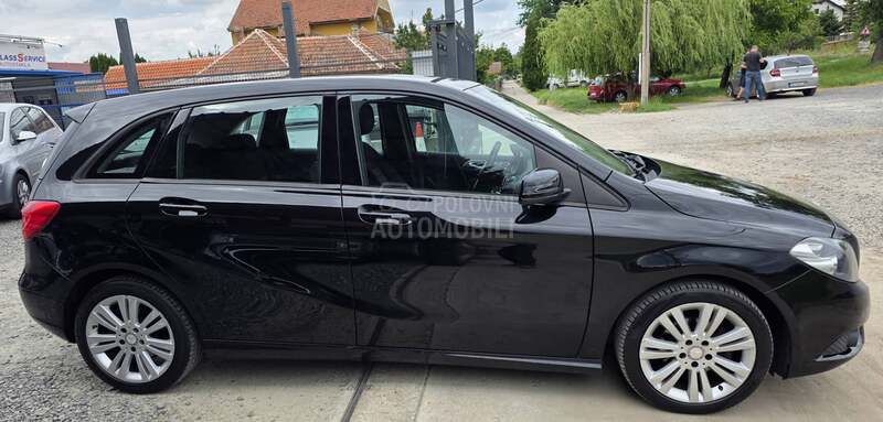 Mercedes Benz B 180 1.5 DCI N.A.V.I
