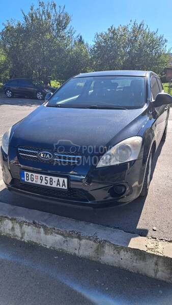 Kia pro_cee`d 1.4 lxcool