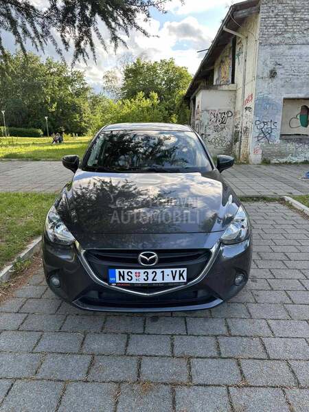 Mazda 2 