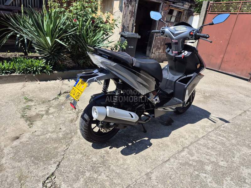 K-MOTO F11