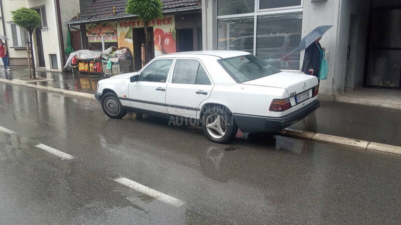 Mercedes Benz W124 