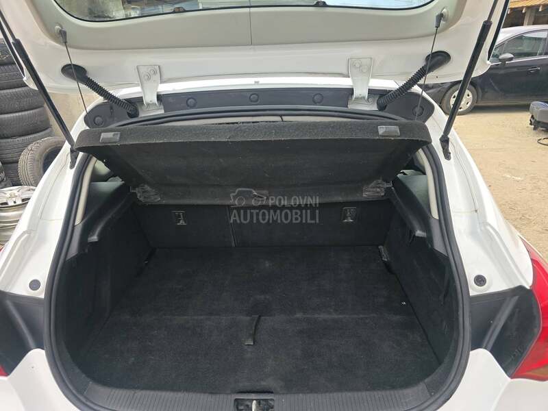 Opel Astra J 1.4 Turbo