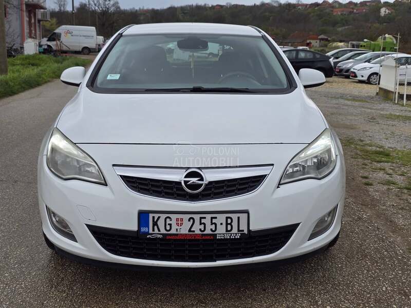 Opel Astra J 1.4 Turbo