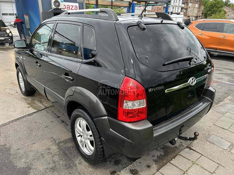 Hyundai Tucson 2.0 b/g