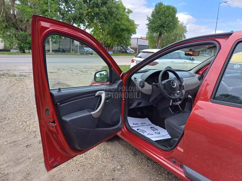 Dacia Sandero 1.6.B PLIIN KLIIMA
