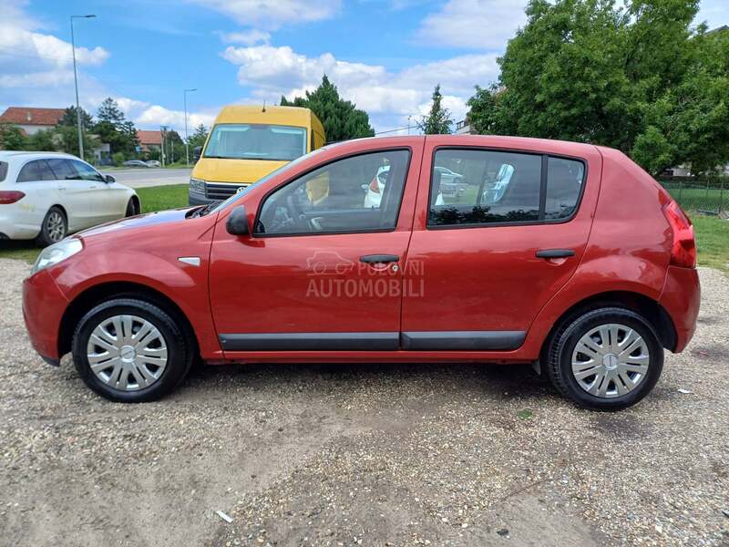 Dacia Sandero 1.6.B PLIIN KLIIMA