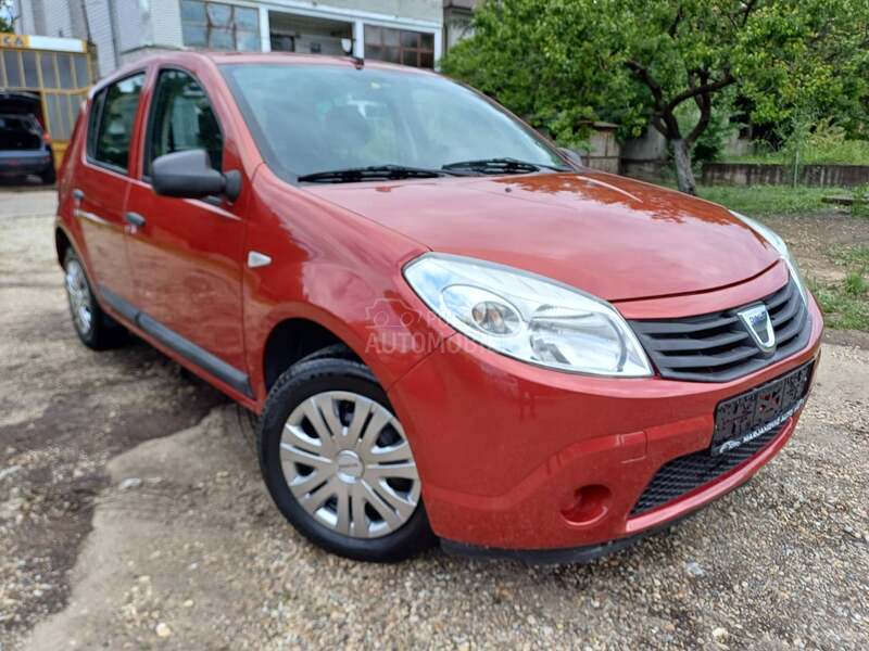Dacia Sandero 1.6.B PLIIN KLIIMA