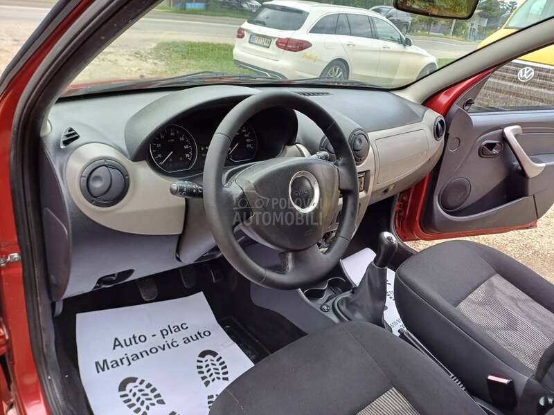 Dacia Sandero 1.6.B PLIIN KLIIMA