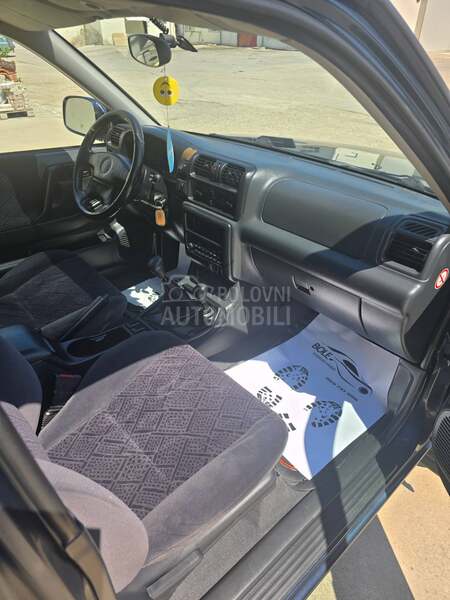 Opel Frontera 2.2i - N.O.V.A