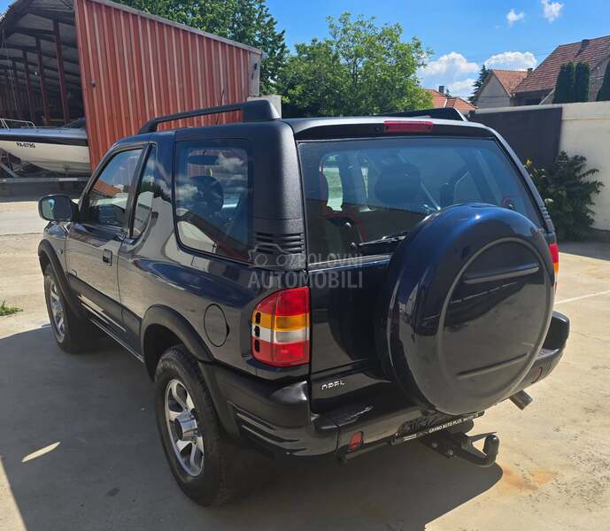 Opel Frontera 2.2i - N.O.V.A