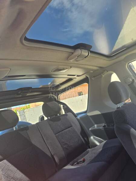 Opel Frontera 2.2i - N.O.V.A