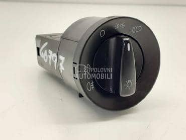 Prekidač za svetla za Škoda Fabia od 2008. do 2014. god.