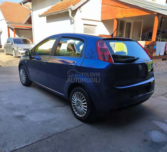 Fiat Grande Punto 1.2b 8v