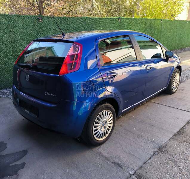 Fiat Grande Punto 1.2b 8v