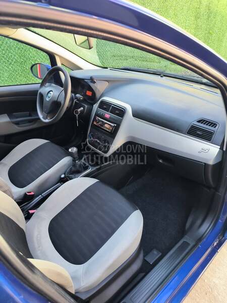 Fiat Grande Punto 1.2b 8v