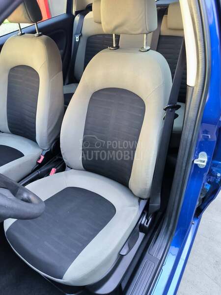 Fiat Grande Punto 1.2b 8v