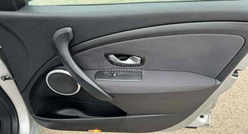 Renault Megane 1.9 DCI / N A V I