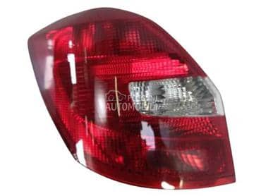 Levo stop svetlo za Škoda Fabia od 2008. do 2014. god.