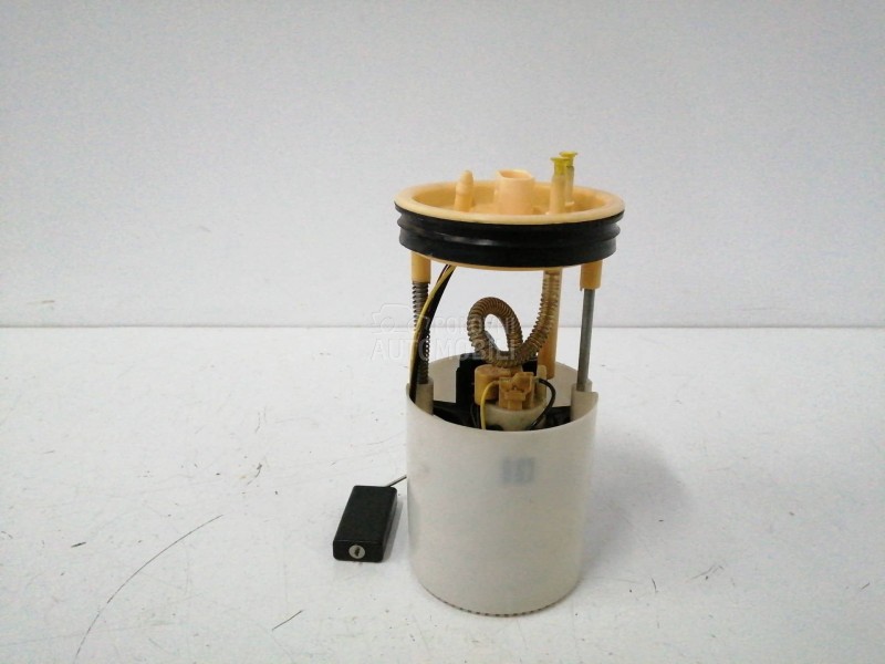 Pumpa goriva u rezervoaru