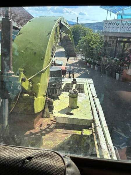 Claas 690 SL