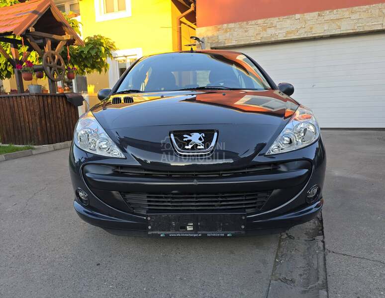Peugeot 206 plus 1.1