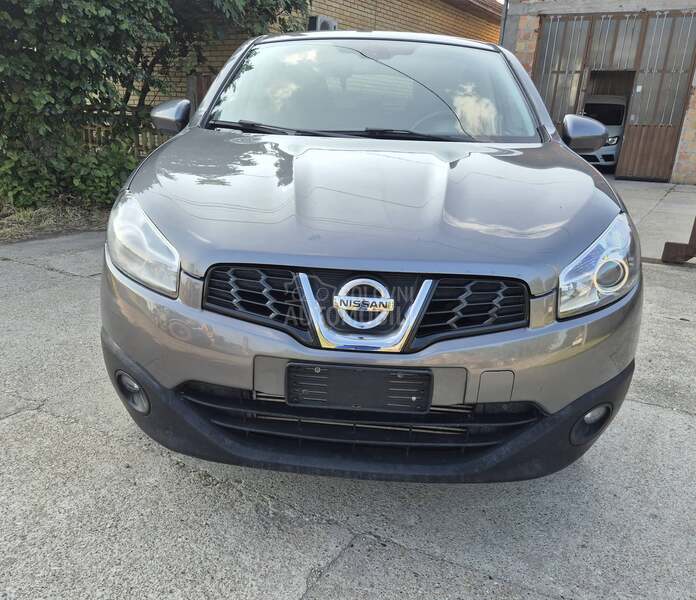 Nissan Qashqai 1.6 DCI   4X4