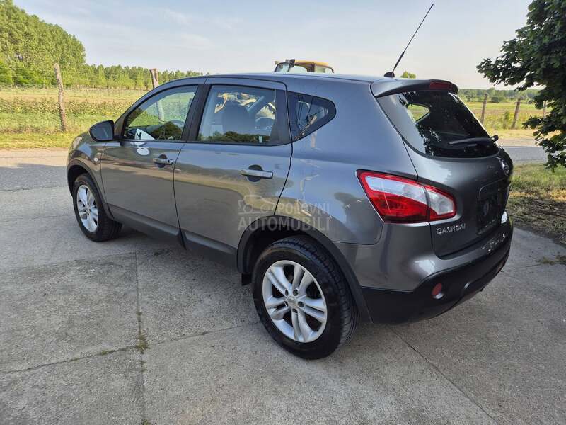 Nissan Qashqai 1.6 DCI   4X4