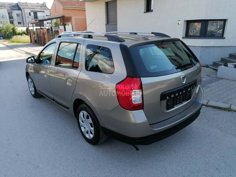 Dacia Logan 0.9i LAUREATE CH