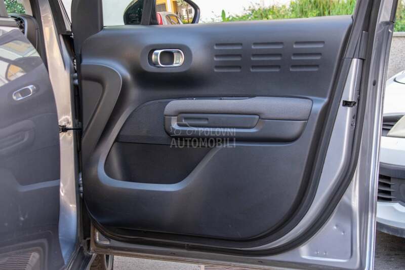 Citroen C3 Aircross Buisnus crosower